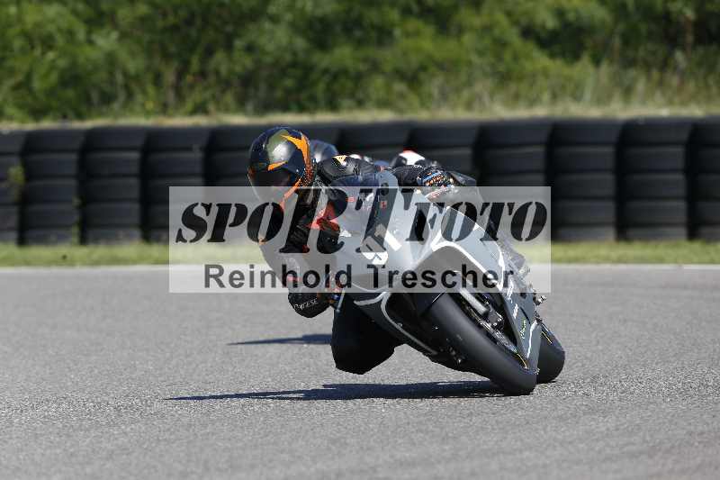 /43 08.08.2025 Discover the Bike ADR/Race 3 rot/91